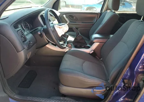 2006 Mazda Tribute I из США, поврежденный, VIN 4F2YZ92Z36KM05310